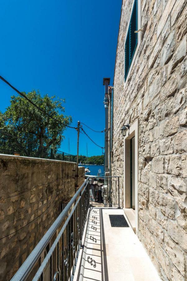 Sun And Stone Apartment Cavtat Εξωτερικό φωτογραφία